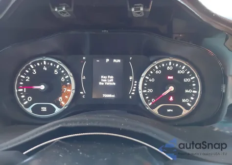 2016 Jeep Renegade Latitude z USA, uszkodzony, nr VIN ZACCJBBT7GPD82139